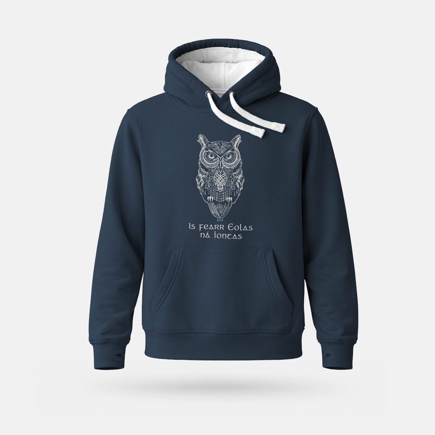 Is Fearr Eolas na Iontas - Heavyweight Adults' Hoodie