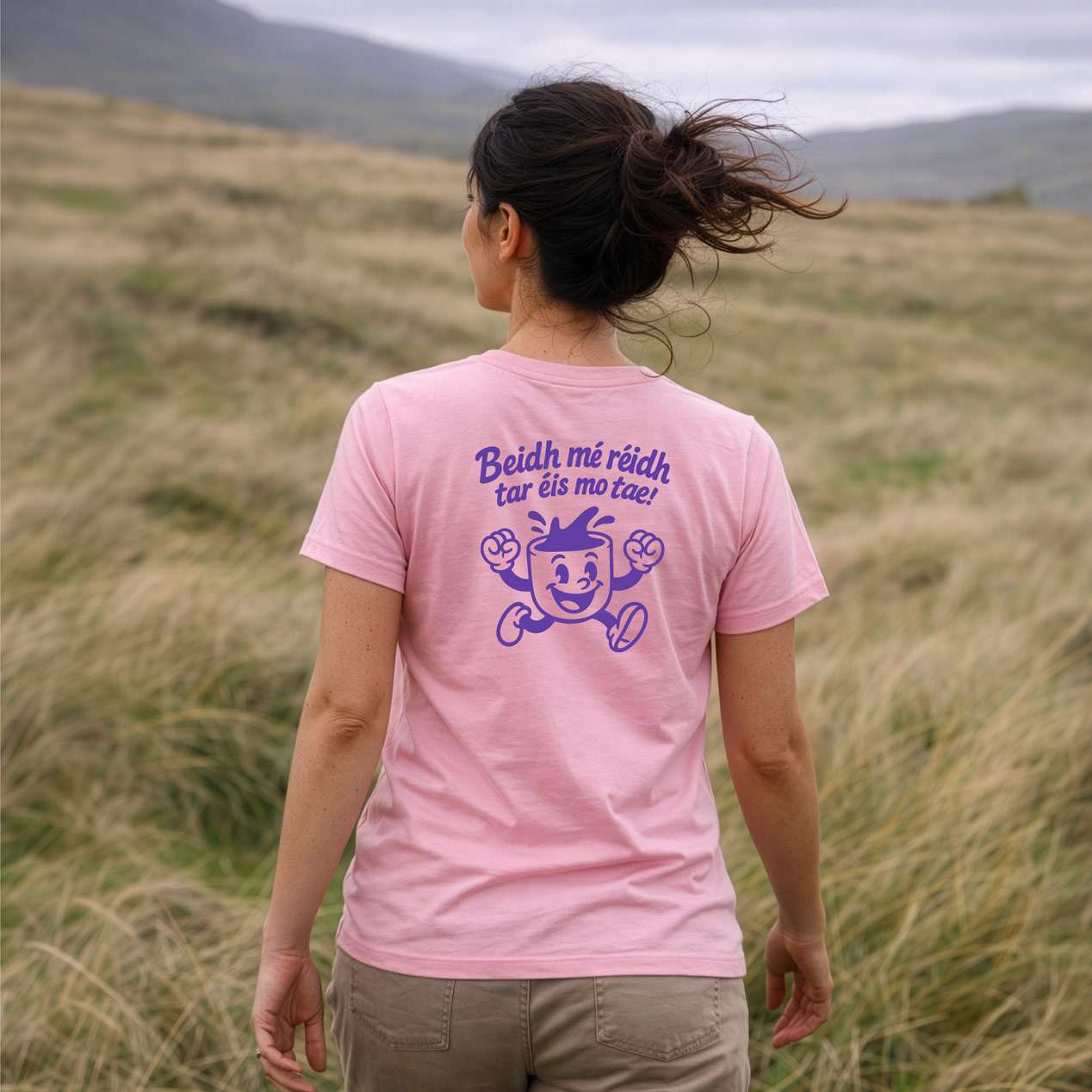 Beidh Mé Reidh Tar Éis Mo Tae - Adults' T-Shirt - Spailpín