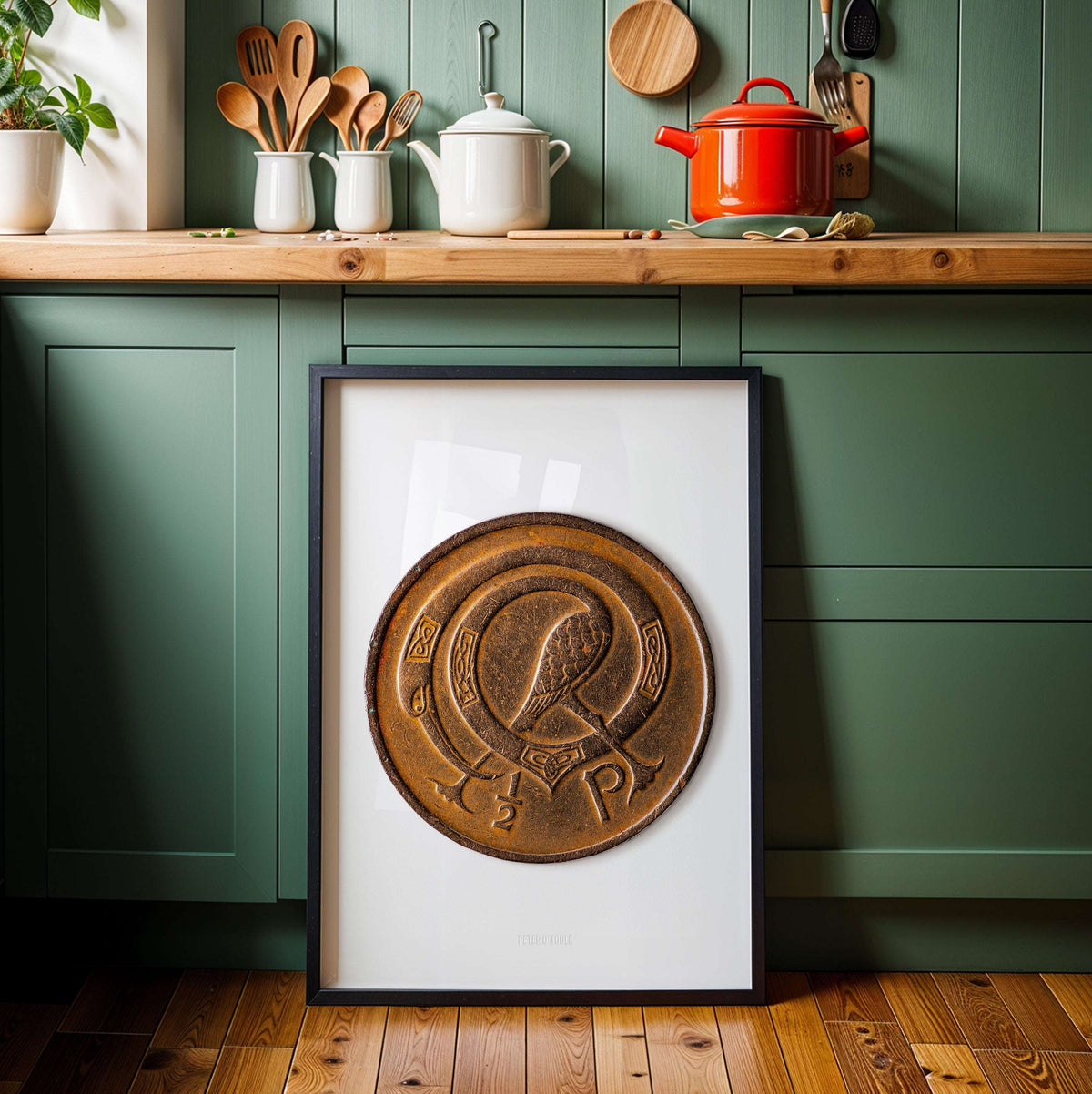 Irish Halfpenny (½p) Coin – Ornamental Bird by Gabriel Hayes - Coin Print - Spailpín
