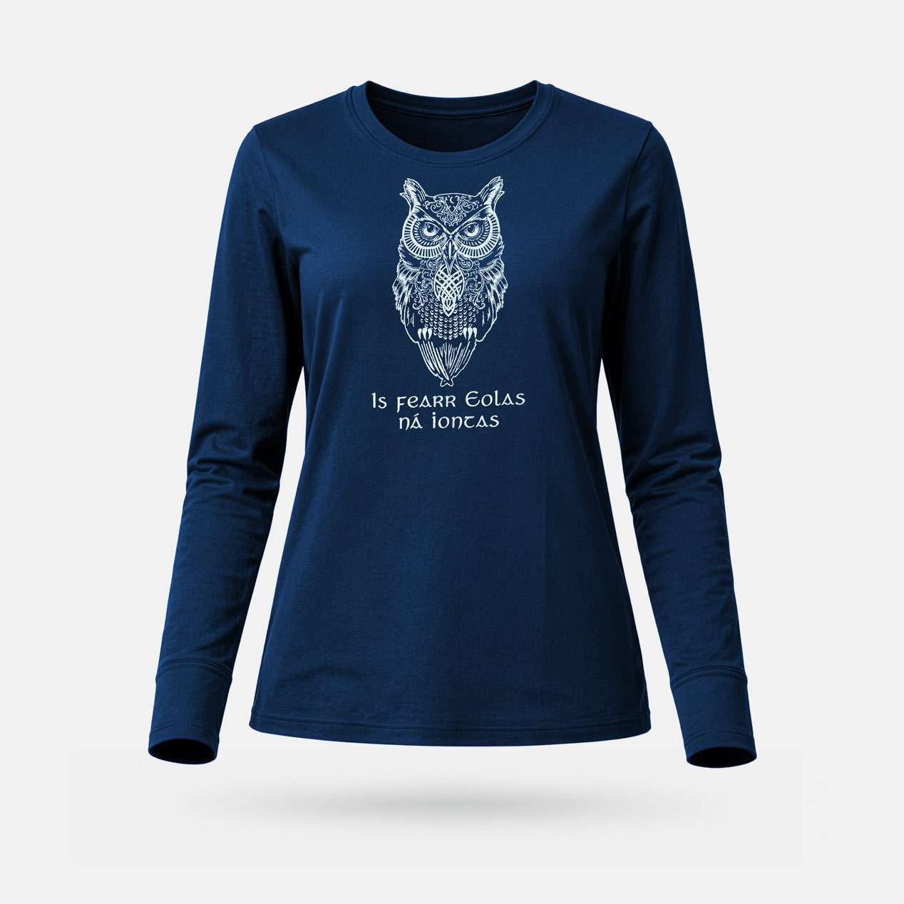 Is Fearr Eolas na Iontas - Womens' Long Sleeve T-Shirt - Spailpín - Navy / M
