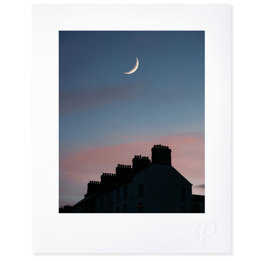 New Moon Over St.Lukes - Prionta