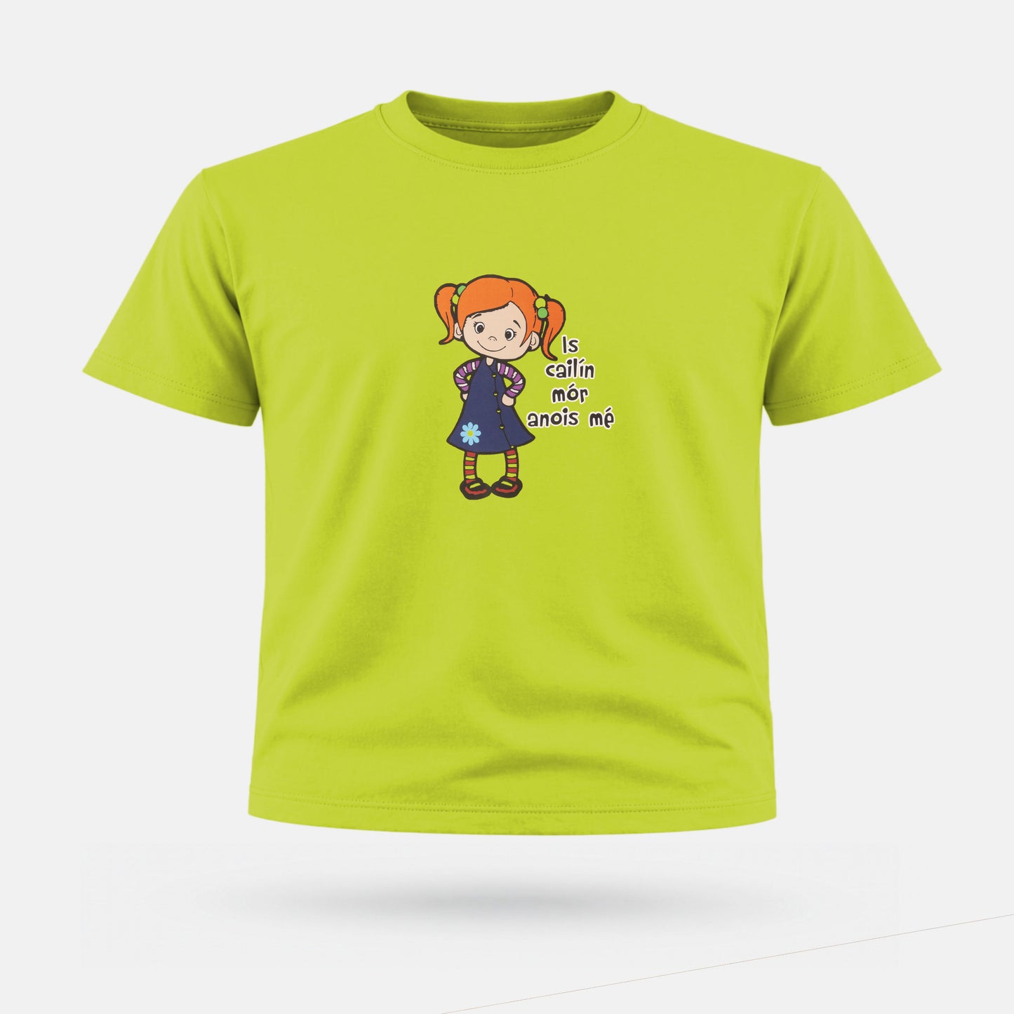Is Cailín Mór Anois Mé- Kids' T-Shirt